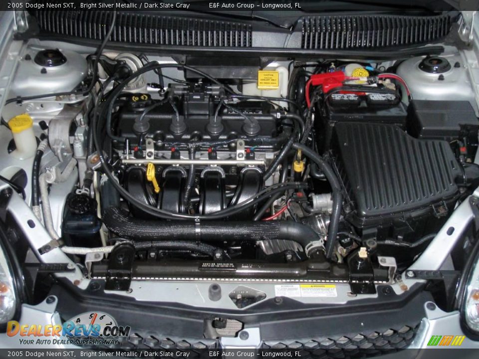 2005 Dodge Neon SXT Bright Silver Metallic / Dark Slate Gray Photo #12