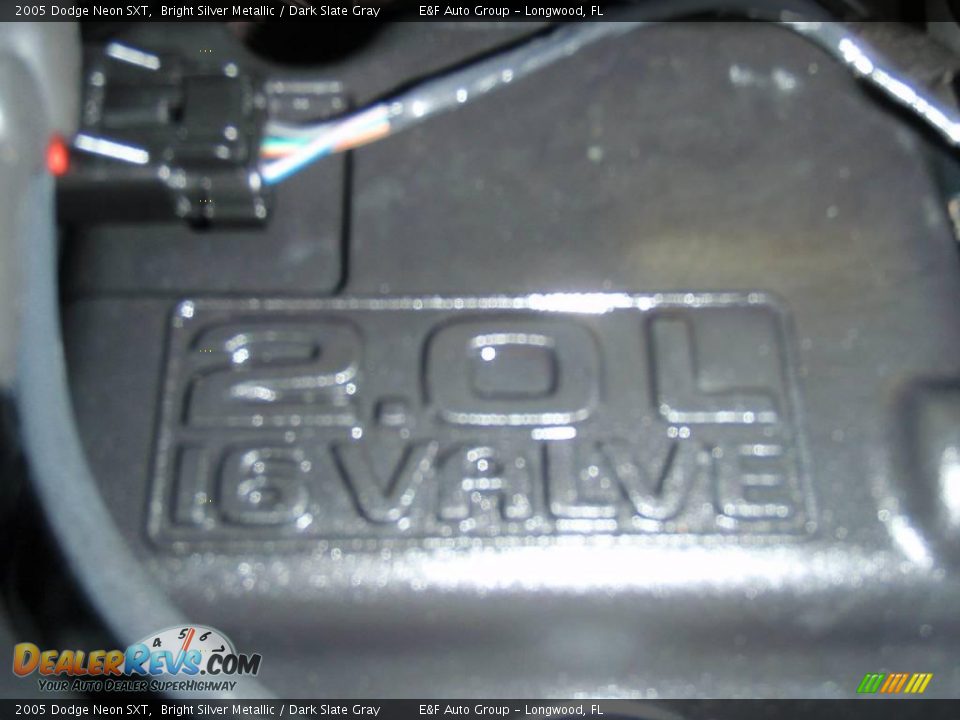 2005 Dodge Neon SXT Bright Silver Metallic / Dark Slate Gray Photo #13