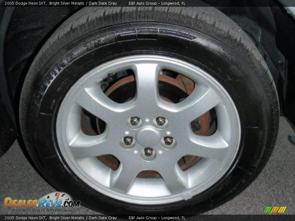 2005 Dodge Neon SXT Bright Silver Metallic / Dark Slate Gray Photo #14