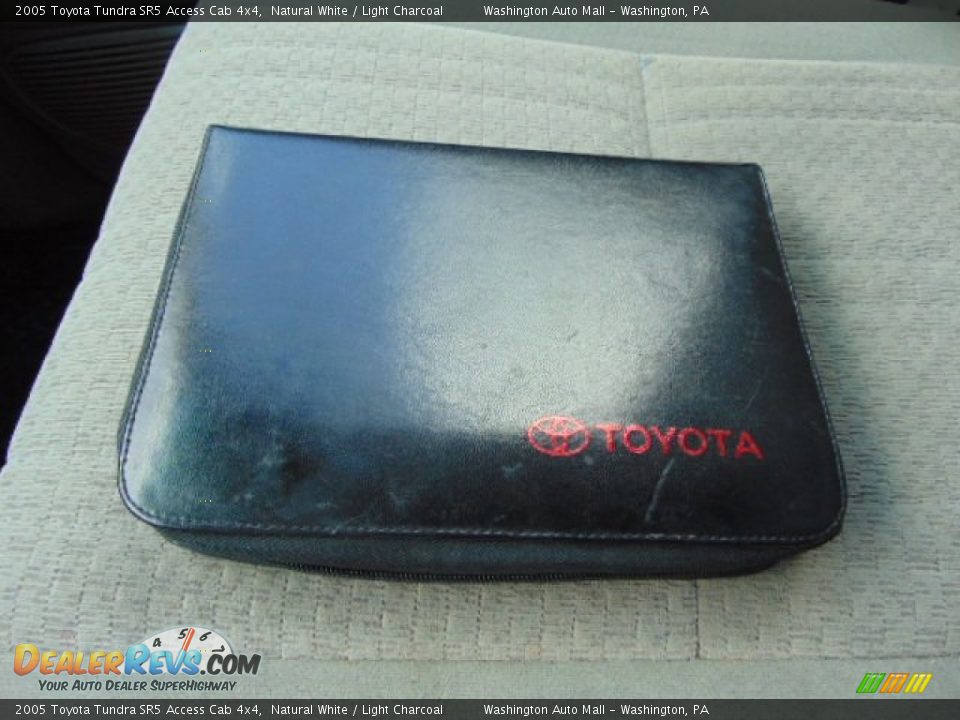 2005 Toyota Tundra SR5 Access Cab 4x4 Natural White / Light Charcoal Photo #18