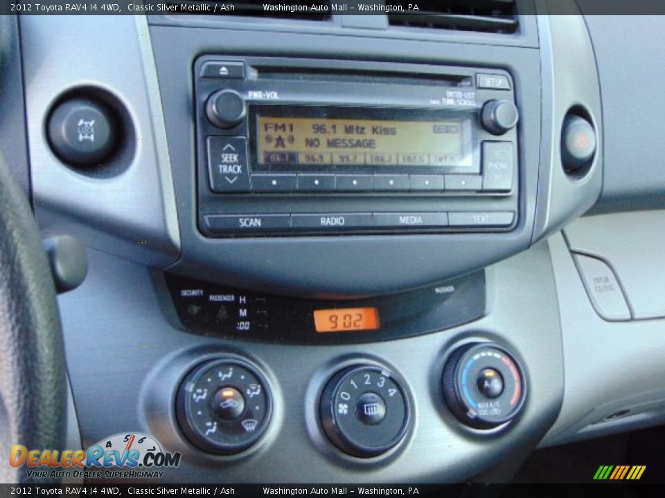 2012 Toyota RAV4 I4 4WD Classic Silver Metallic / Ash Photo #12