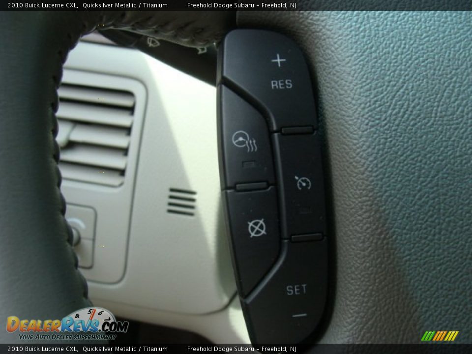 2010 Buick Lucerne CXL Quicksilver Metallic / Titanium Photo #18