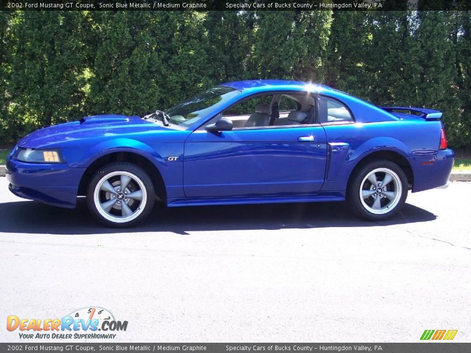 2002 Ford Mustang GT Coupe Sonic Blue Metallic / Medium Graphite Photo #4