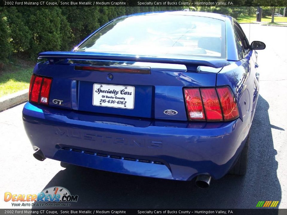 2002 Ford Mustang GT Coupe Sonic Blue Metallic / Medium Graphite Photo #15