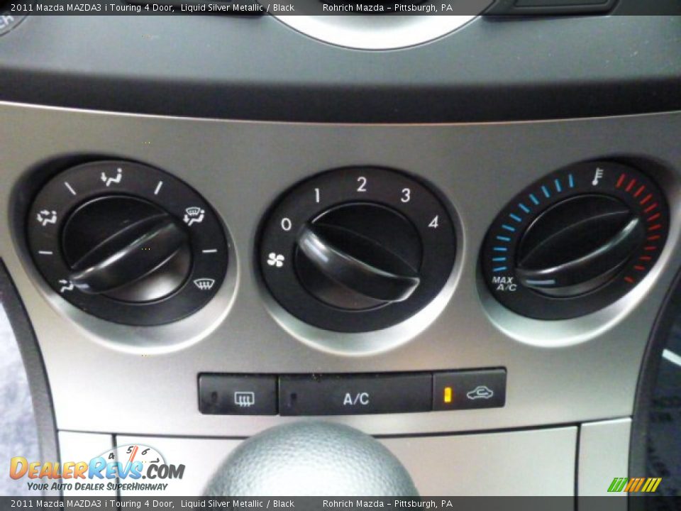 2011 Mazda MAZDA3 i Touring 4 Door Liquid Silver Metallic / Black Photo #23