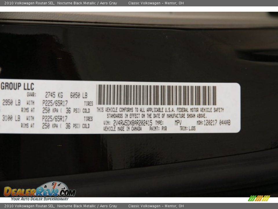 2010 Volkswagen Routan SEL Nocturne Black Metallic / Aero Gray Photo #25