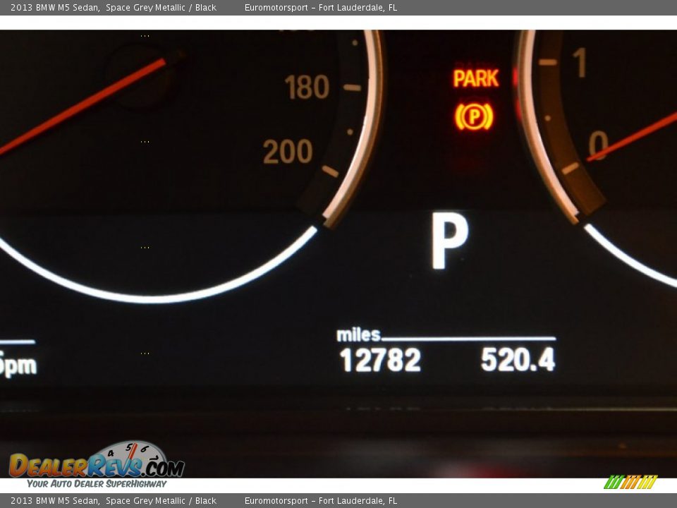 2013 BMW M5 Sedan Space Grey Metallic / Black Photo #9
