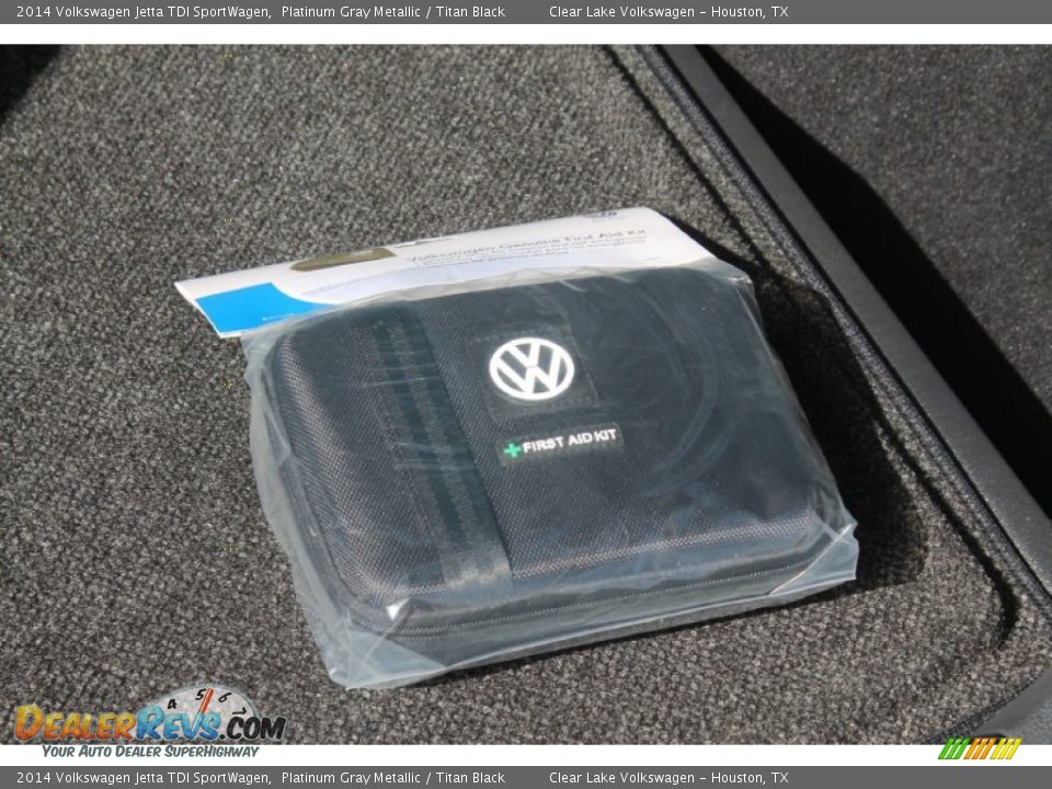 2014 Volkswagen Jetta TDI SportWagen Platinum Gray Metallic / Titan Black Photo #28