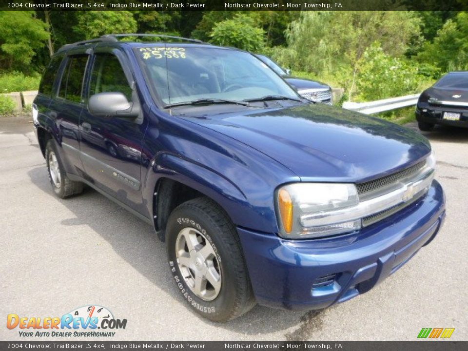 2004 Chevrolet TrailBlazer LS 4x4 Indigo Blue Metallic / Dark Pewter Photo #5
