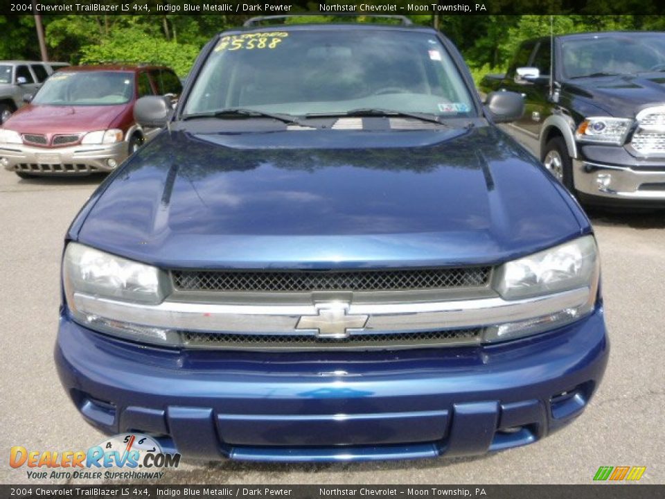2004 Chevrolet TrailBlazer LS 4x4 Indigo Blue Metallic / Dark Pewter Photo #6