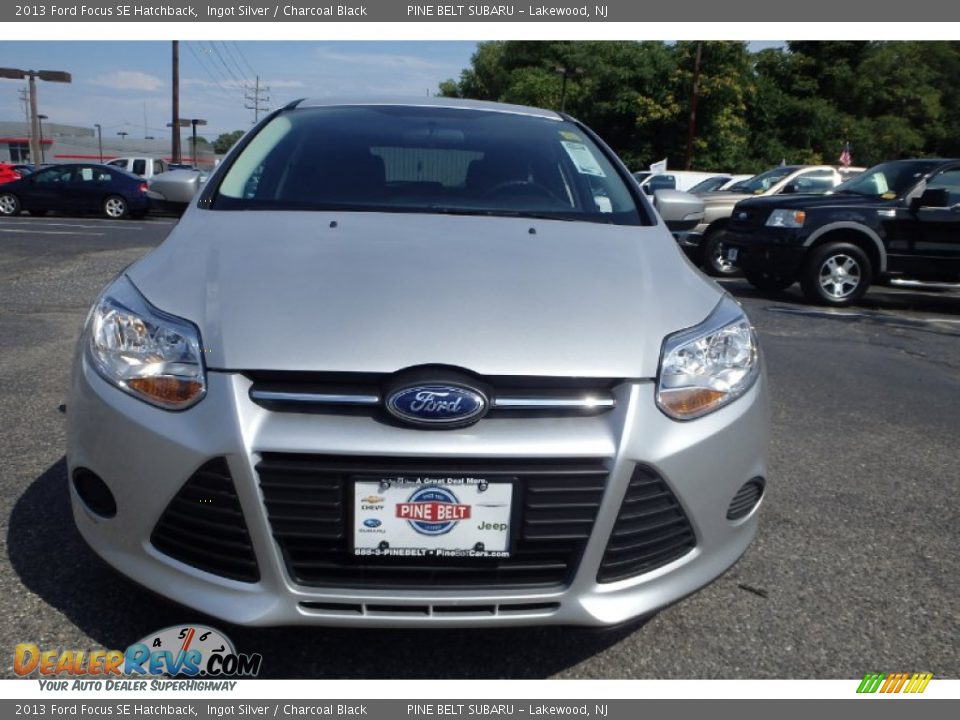 2013 Ford Focus SE Hatchback Ingot Silver / Charcoal Black Photo #2