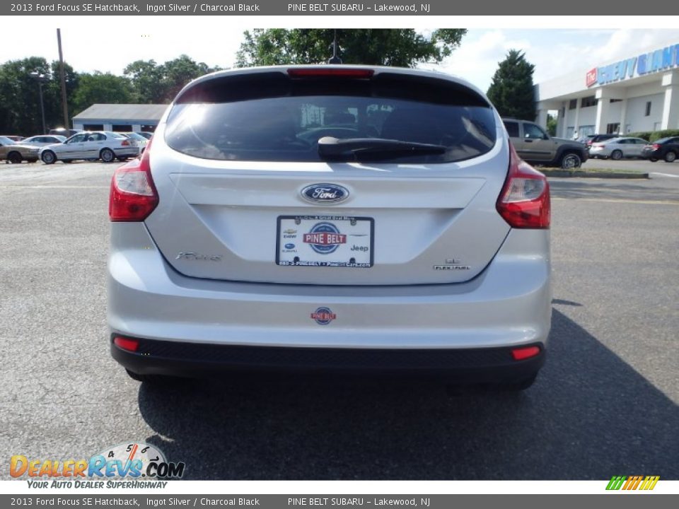 2013 Ford Focus SE Hatchback Ingot Silver / Charcoal Black Photo #6
