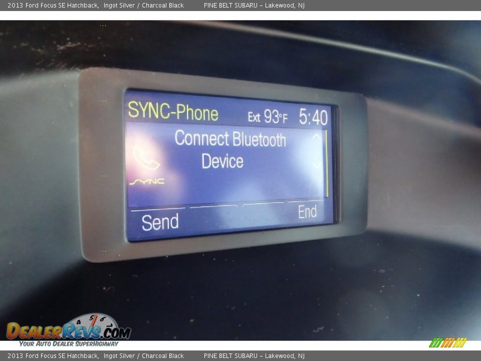 2013 Ford Focus SE Hatchback Ingot Silver / Charcoal Black Photo #16