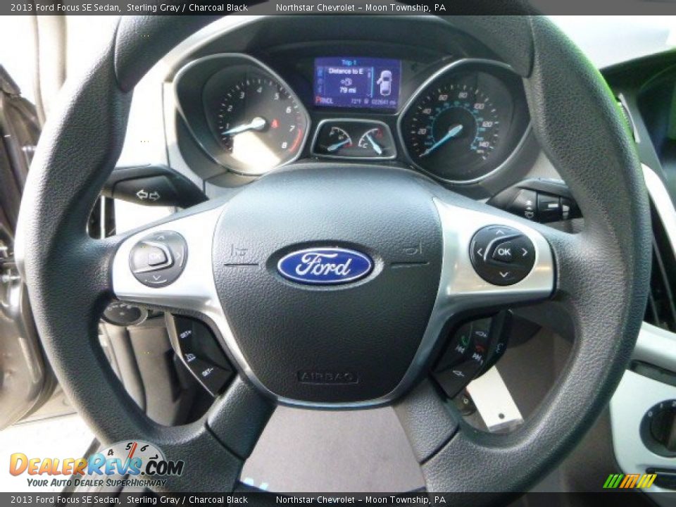 2013 Ford Focus SE Sedan Sterling Gray / Charcoal Black Photo #17