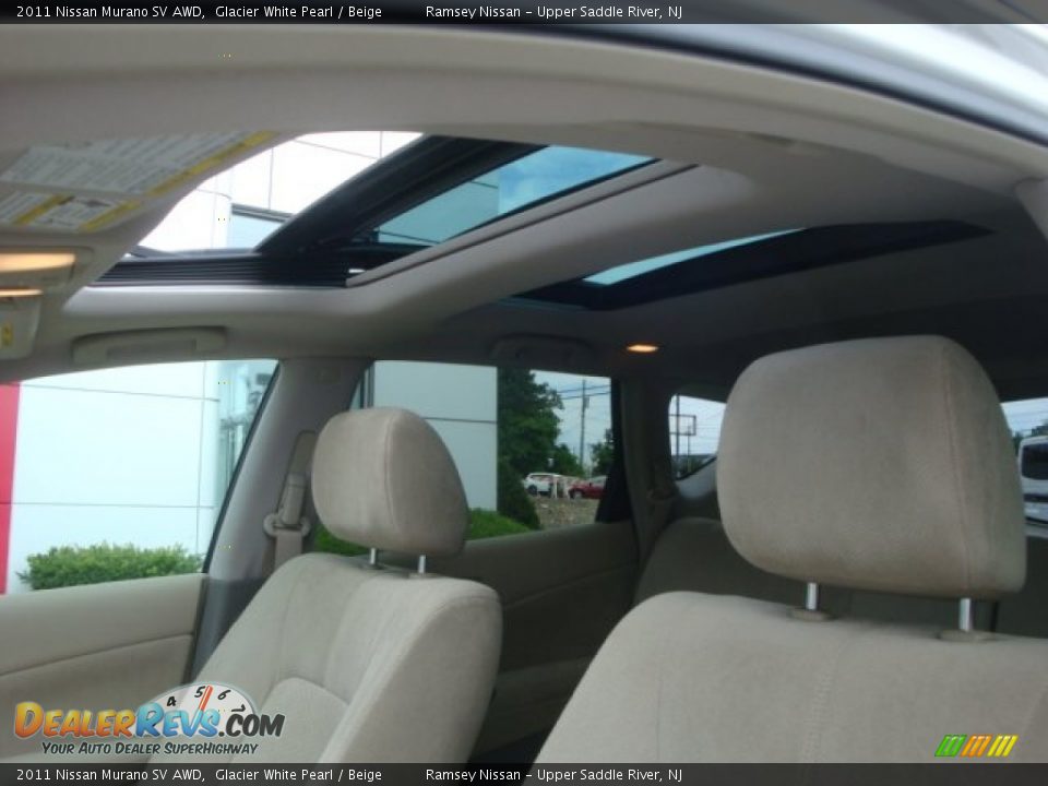 2011 Nissan Murano SV AWD Glacier White Pearl / Beige Photo #13