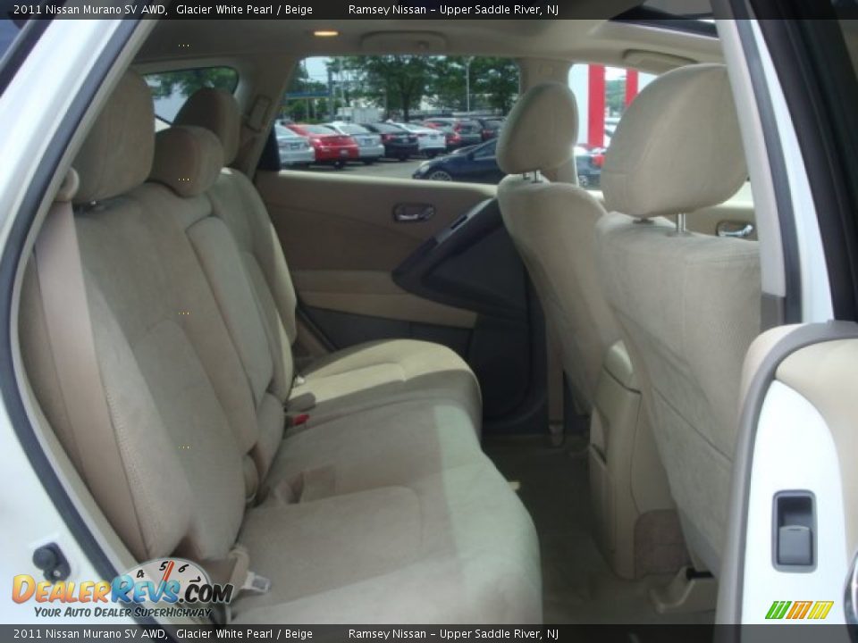 2011 Nissan Murano SV AWD Glacier White Pearl / Beige Photo #16
