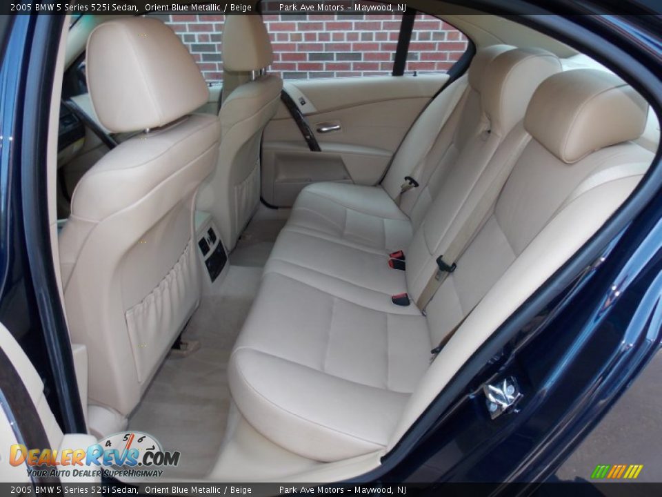 2005 BMW 5 Series 525i Sedan Orient Blue Metallic / Beige Photo #17
