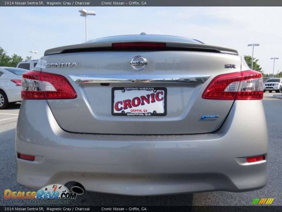 2014 Nissan Sentra SR Magnetic Gray / Charcoal Photo #4