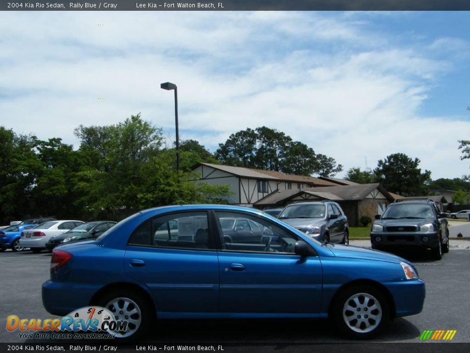 2004 Kia Rio Sedan Rally Blue / Gray Photo #6