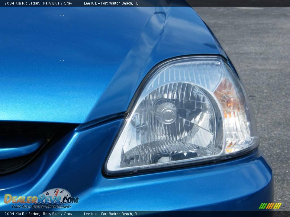 2004 Kia Rio Sedan Rally Blue / Gray Photo #9