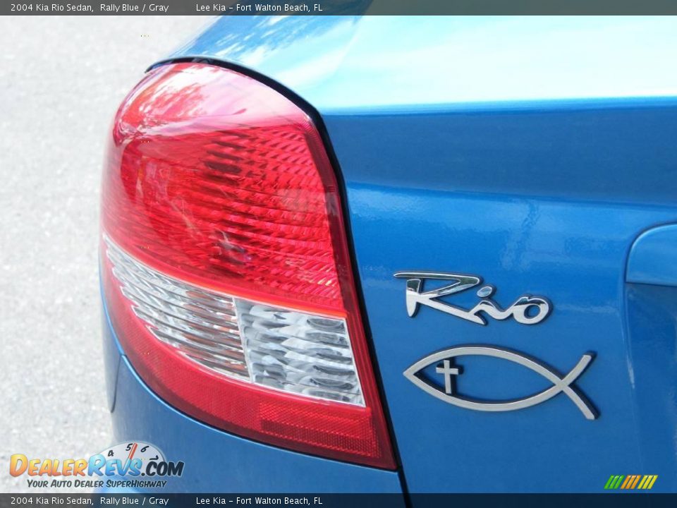 2004 Kia Rio Sedan Rally Blue / Gray Photo #10
