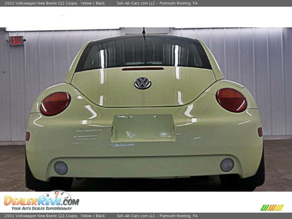 2001 Volkswagen New Beetle GLS Coupe Yellow / Black Photo #6
