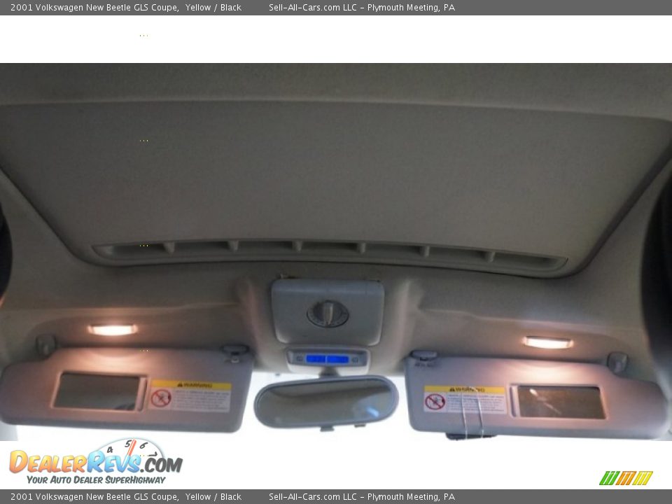 2001 Volkswagen New Beetle GLS Coupe Yellow / Black Photo #36