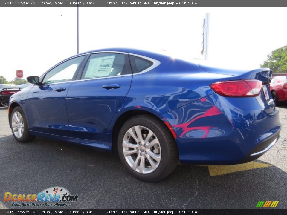 2015 Chrysler 200 Limited Vivid Blue Pearl / Black Photo #5