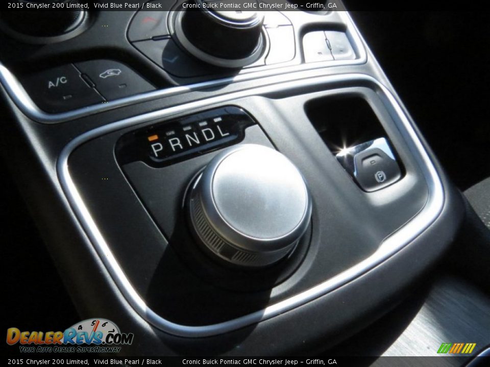 2015 Chrysler 200 Limited Vivid Blue Pearl / Black Photo #16