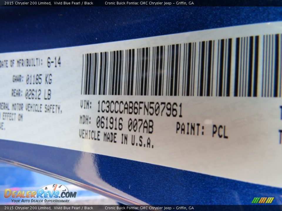 2015 Chrysler 200 Limited Vivid Blue Pearl / Black Photo #17