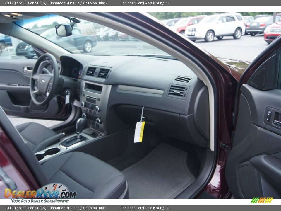 2012 Ford Fusion SE V6 Cinnamon Metallic / Charcoal Black Photo #12