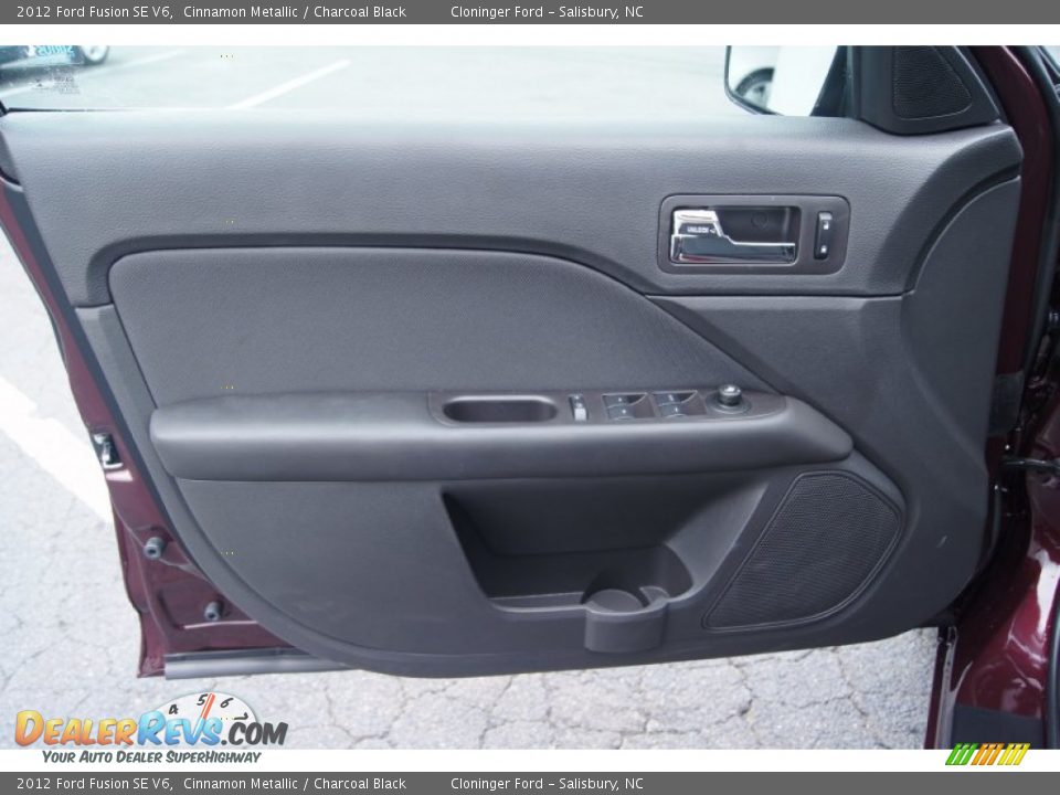 2012 Ford Fusion SE V6 Cinnamon Metallic / Charcoal Black Photo #17