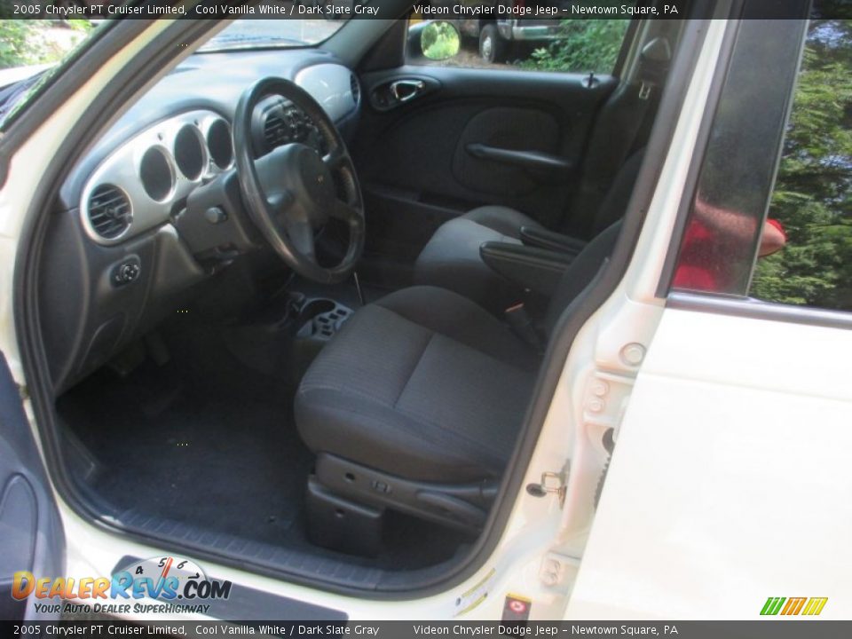 2005 Chrysler PT Cruiser Limited Cool Vanilla White / Dark Slate Gray Photo #22