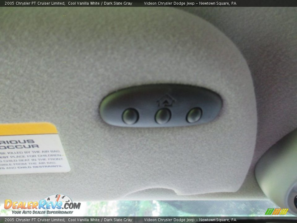 2005 Chrysler PT Cruiser Limited Cool Vanilla White / Dark Slate Gray Photo #27