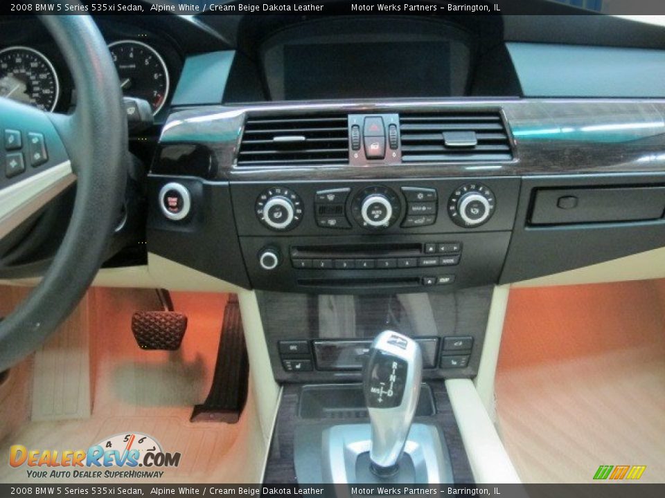 2008 BMW 5 Series 535xi Sedan Alpine White / Cream Beige Dakota Leather Photo #28