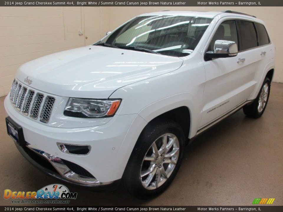 2014 Jeep Grand Cherokee Summit 4x4 Bright White / Summit Grand Canyon Jeep Brown Natura Leather Photo #4