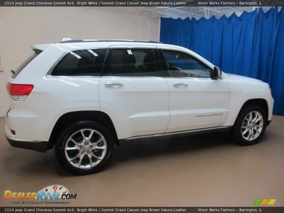 2014 Jeep Grand Cherokee Summit 4x4 Bright White / Summit Grand Canyon Jeep Brown Natura Leather Photo #9