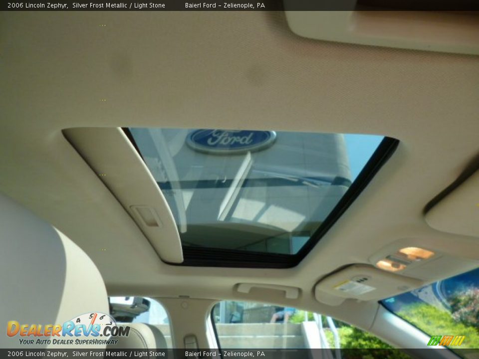 2006 Lincoln Zephyr Silver Frost Metallic / Light Stone Photo #10
