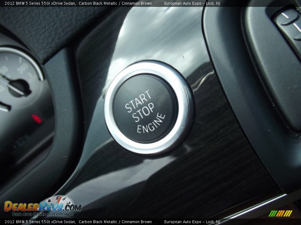 2012 BMW 5 Series 550i xDrive Sedan Carbon Black Metallic / Cinnamon Brown Photo #31