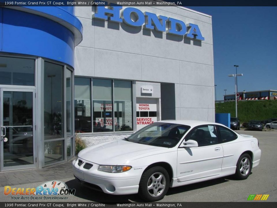 1998 Pontiac Grand Prix GT Coupe Bright White / Graphite Photo #1