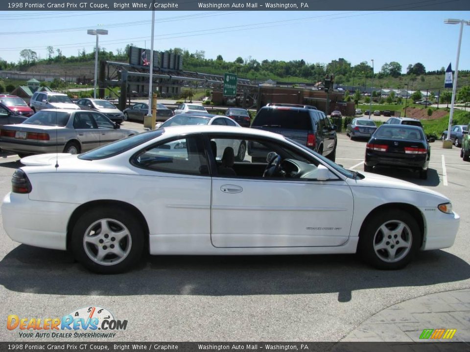 1998 Pontiac Grand Prix GT Coupe Bright White / Graphite Photo #8