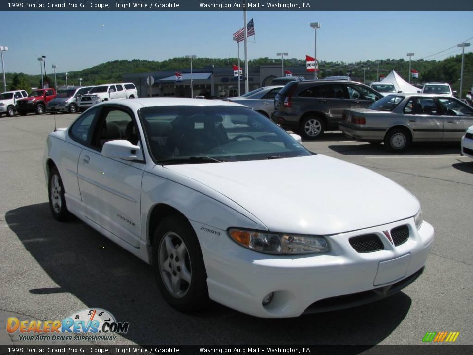 1998 Pontiac Grand Prix GT Coupe Bright White / Graphite Photo #11