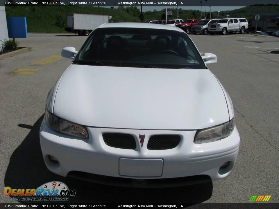 1998 Pontiac Grand Prix GT Coupe Bright White / Graphite Photo #12