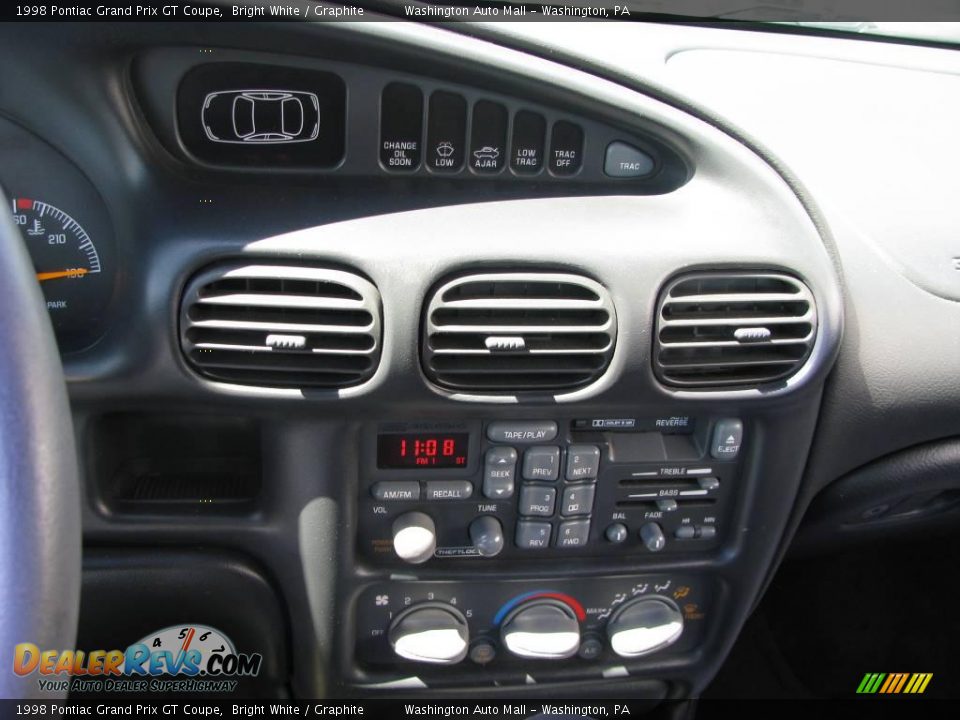 1998 Pontiac Grand Prix GT Coupe Bright White / Graphite Photo #17