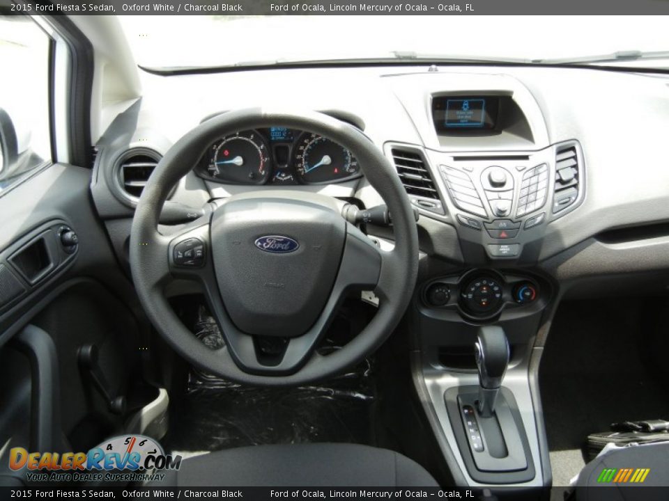Dashboard of 2015 Ford Fiesta S Sedan Photo #8