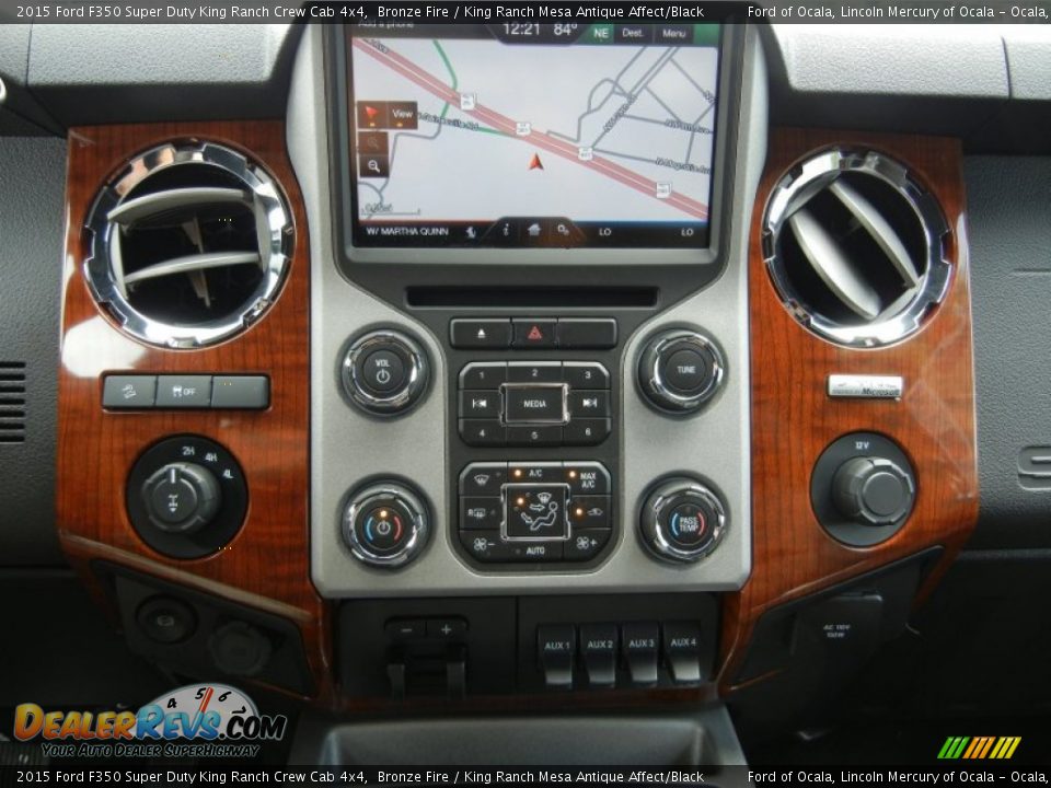 Controls of 2015 Ford F350 Super Duty King Ranch Crew Cab 4x4 Photo #11