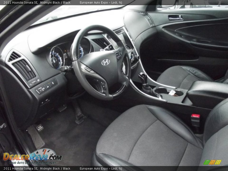 2011 Hyundai Sonata SE Midnight Black / Black Photo #8