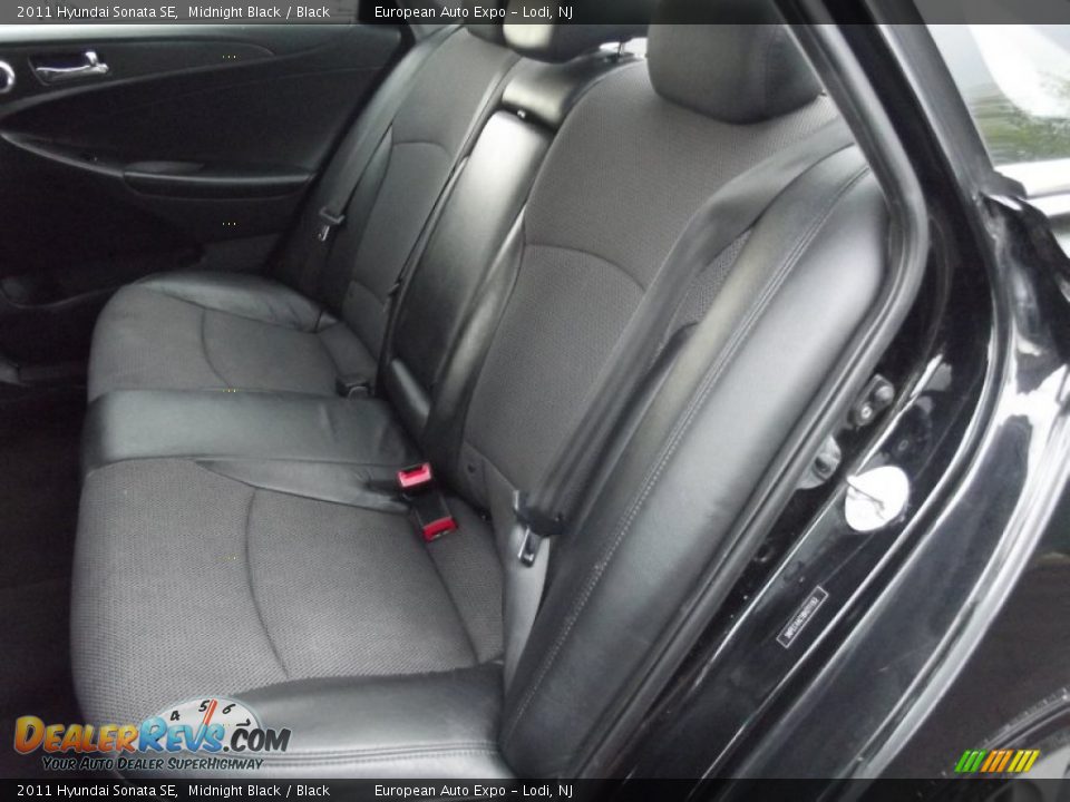 2011 Hyundai Sonata SE Midnight Black / Black Photo #11
