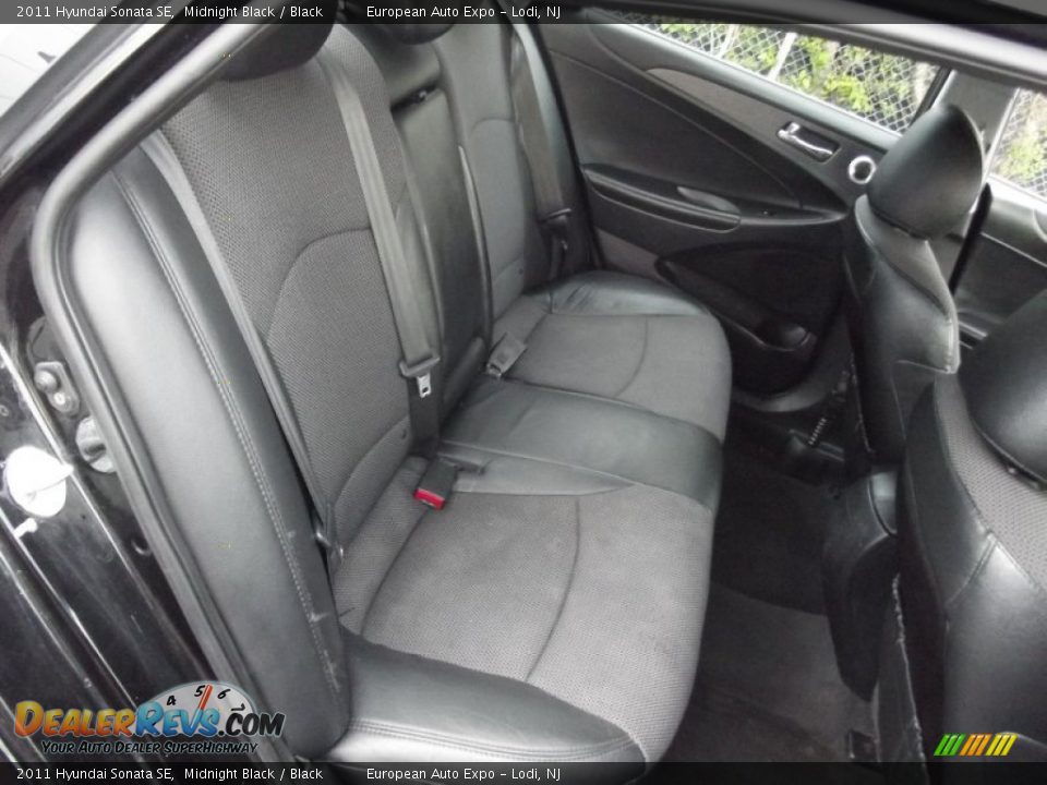 2011 Hyundai Sonata SE Midnight Black / Black Photo #13