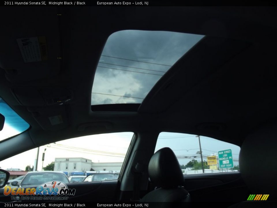 2011 Hyundai Sonata SE Midnight Black / Black Photo #18